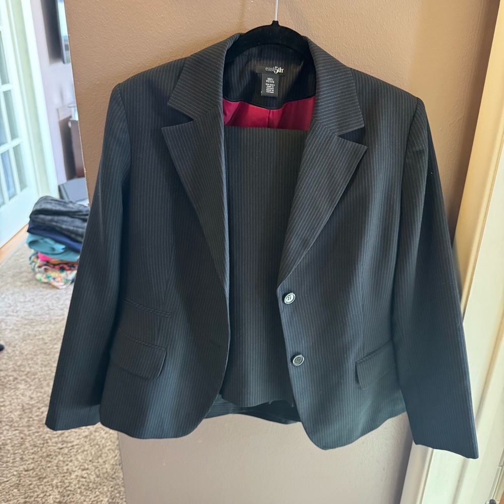 East 5th Black‎ Pinstripe Blazer